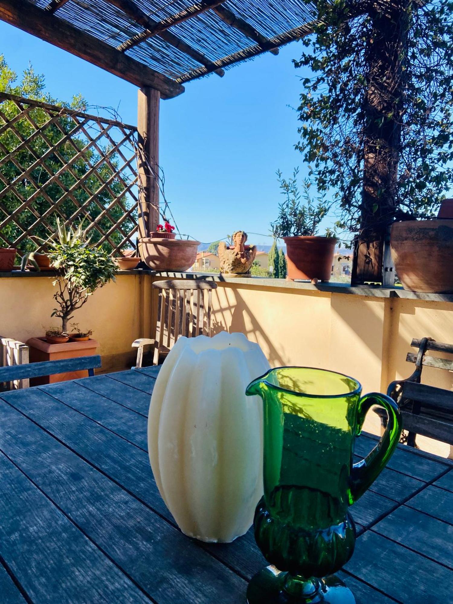 Апартаменты La Terrazza Di Andrea Больсена Экстерьер фото